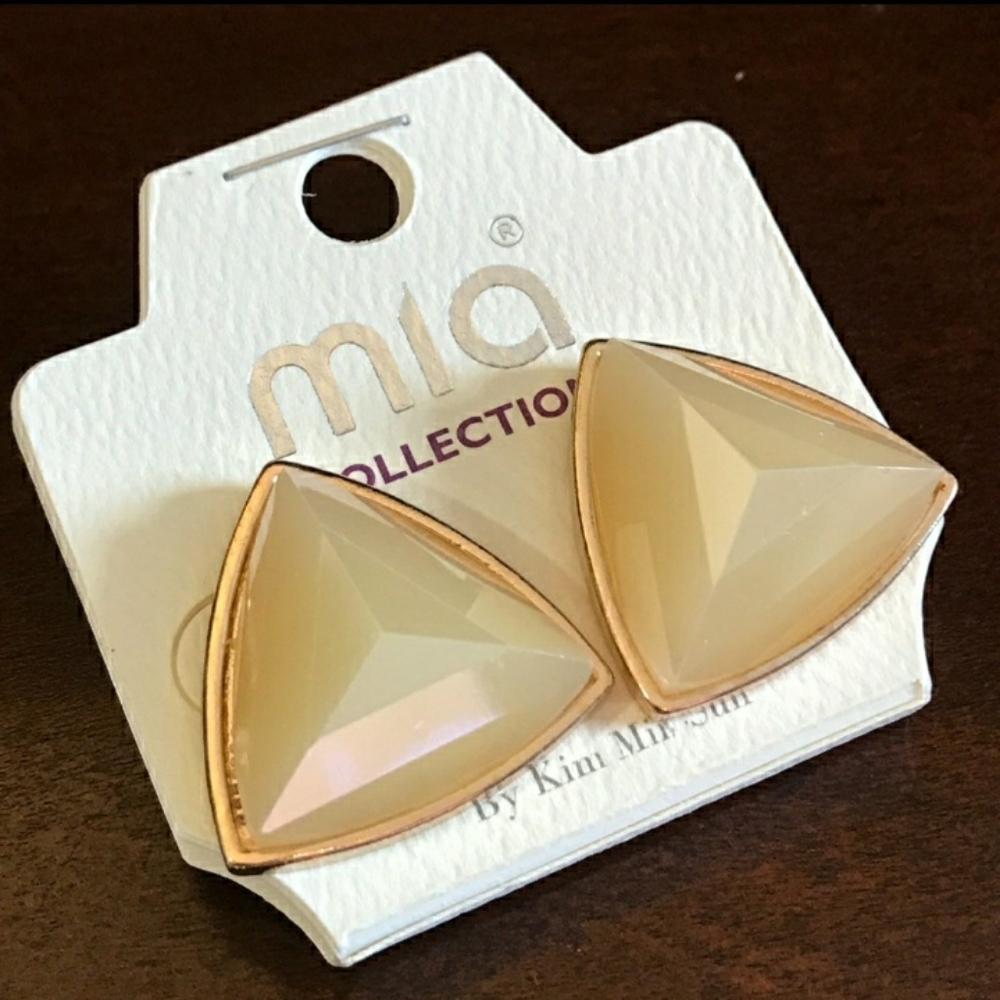 Necklace Set - Picture 3 of 4